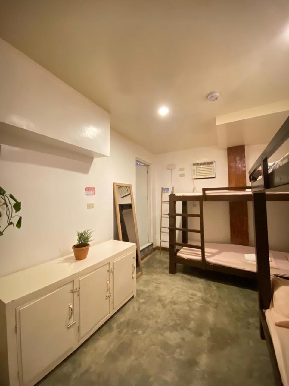 Malayah Hostel General Luna  Zimmer foto
